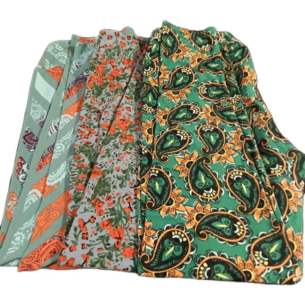LuLaRoe Tall&Curvy Multi Color Geometric And Floral Leggings Lot of 3